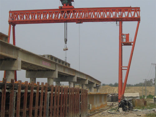 提梁機(jī)
